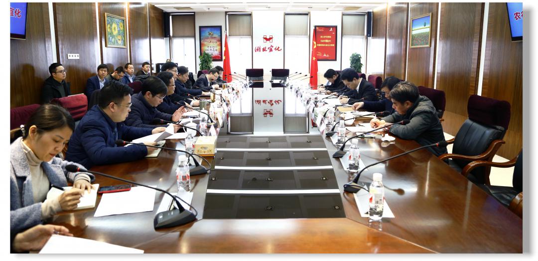 農(nóng)行湖北省分行副行長王全剛一行到訪宜化集團(圖1) 農(nóng)行湖北省分行副行長王全剛一行到訪宜化集團(圖1)