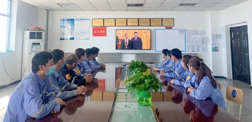 向抗疫英雄致敬！宜化集團組織收看全國抗擊新冠肺炎疫情表彰大會(圖5)