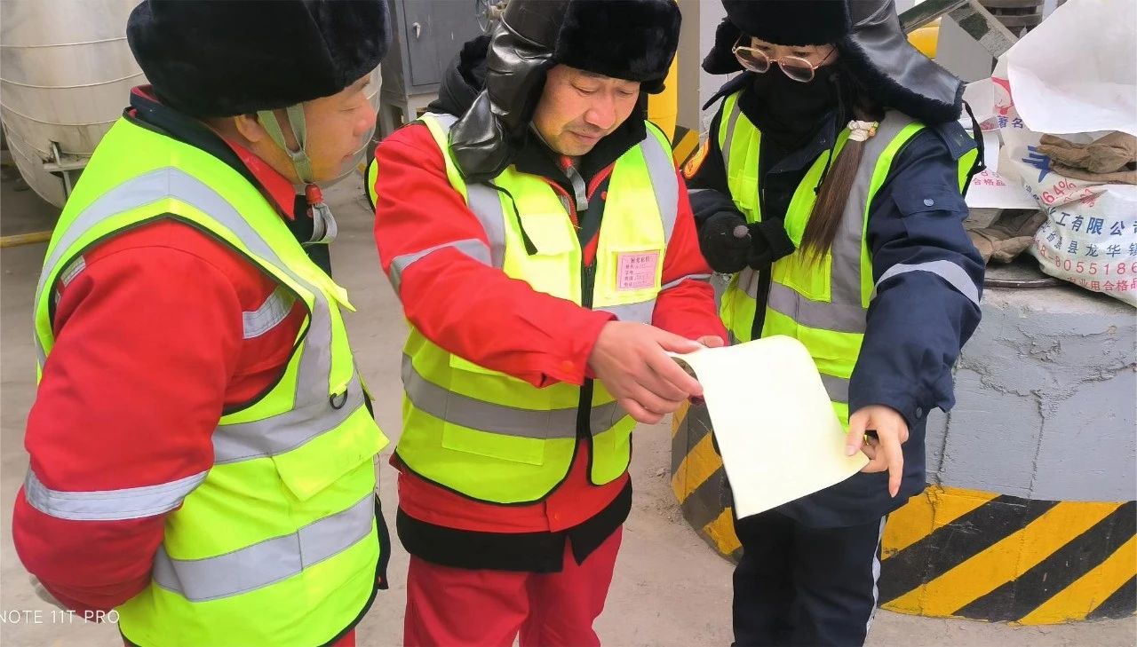 全力以赴戰大修 凝心聚力穩生產(圖2) 全力以赴戰大修 凝心聚力穩生產(圖2)