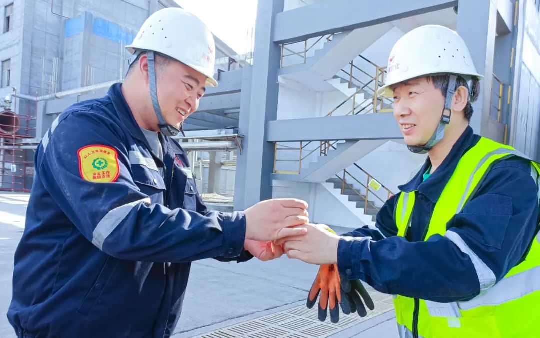 新疆宜化乙炔車間運行一班：立足崗位強技能，凝心聚力創(chuàng)佳績(圖5)