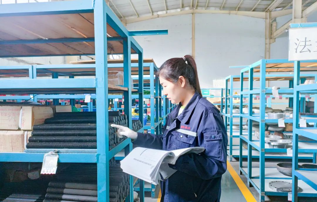 【宜化榜樣】聯(lián)化公司阿榮：敬業(yè)釋初心，用心做好倉(cāng)儲(chǔ)管理(圖3)