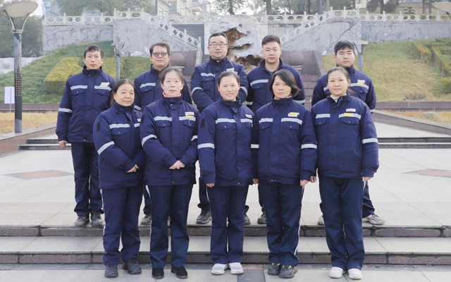 喜報！全國表彰，股份公司猇亭片區電解四班榜上有名！