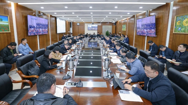 集團召開黨委（擴大）會議 部署開展深入貫徹中央八項規定精神學習教育